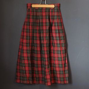 PLAID VTG Comfy Pleated Skirt with Pockets!